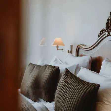 Hotel Grand Belle Vue 4*